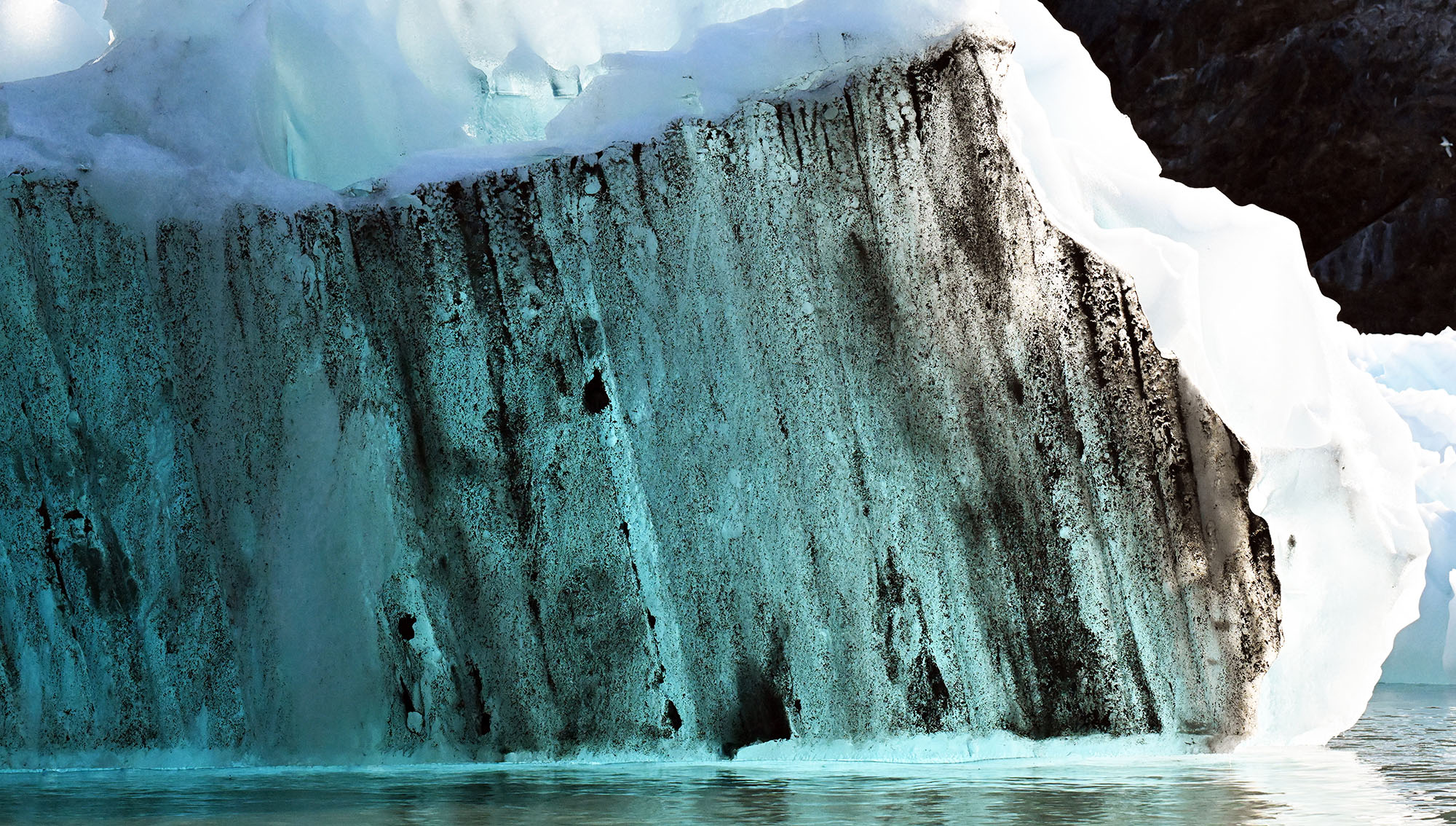 blue-black-ice-2026-7-7-evighedsfjord-greenland-DSC_9905-reduced