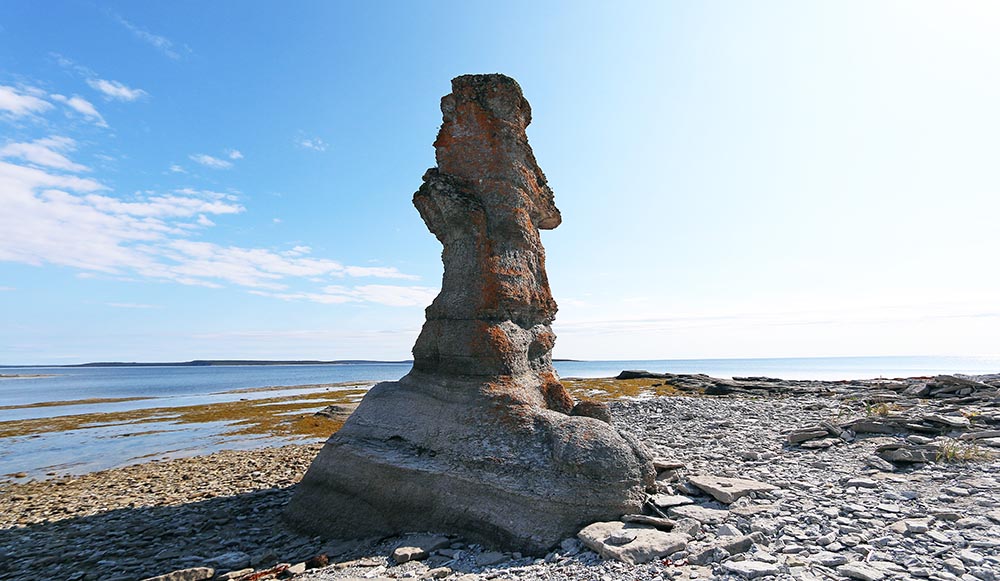 canada-beach-rock