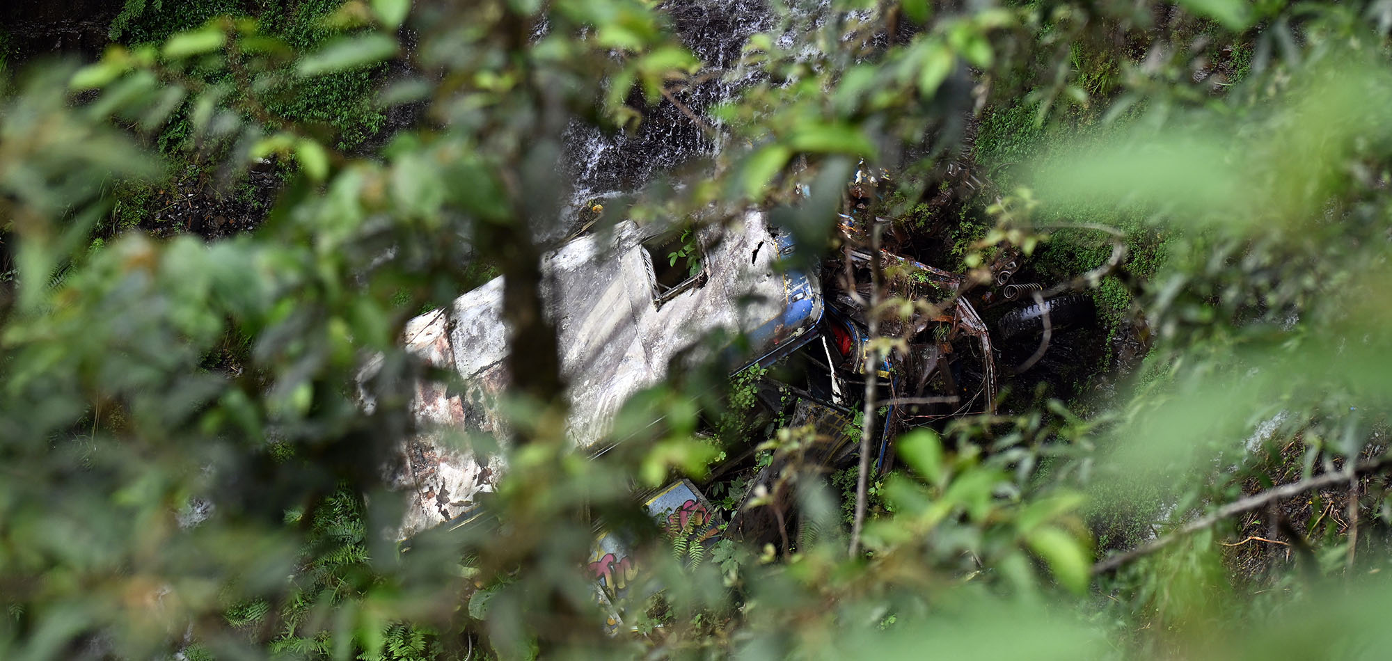 death-road-bus-crash-