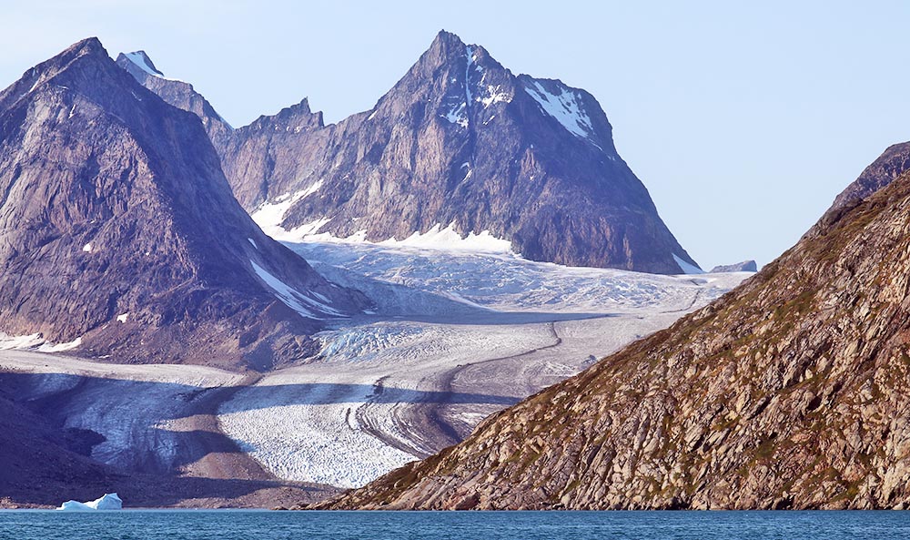 greenland-ice-valley