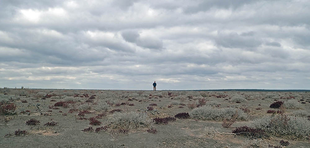 Damon Ramsey in desert